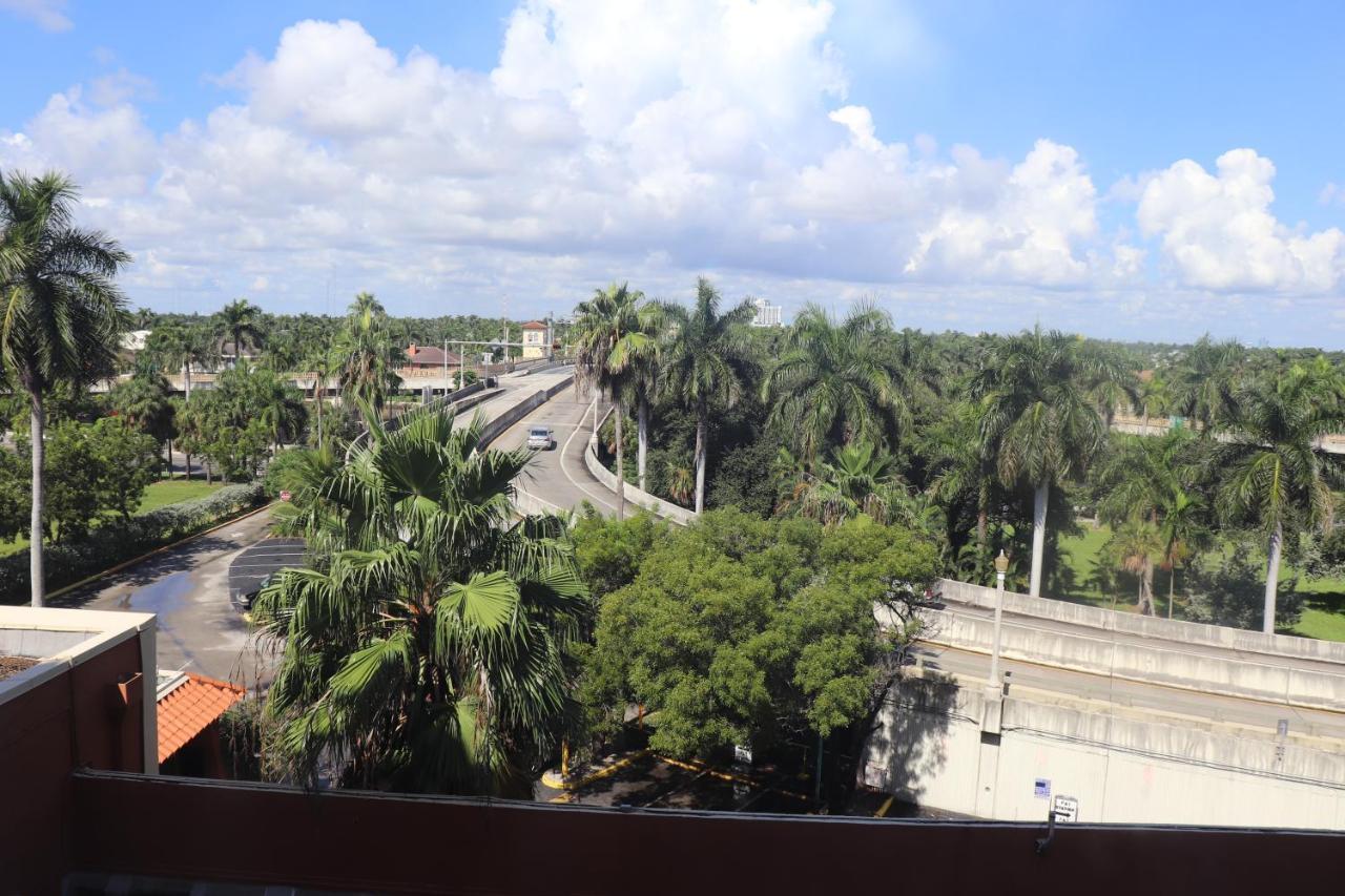 דניה ביץ' On Hollywood Beach - Affordable Two Bedrooms Sleeps 6 With Two Bathrooms מראה חיצוני תמונה
